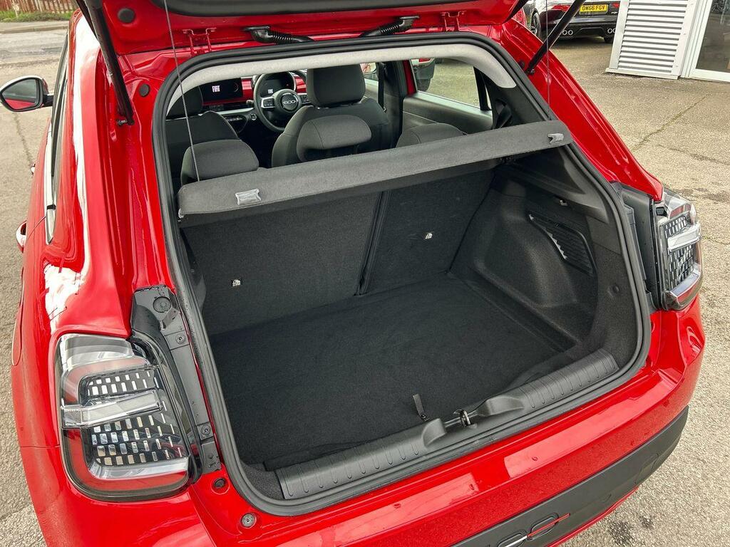 Fiat 600e New Fiat 600E La Prima 54Kwh 154Hp #52