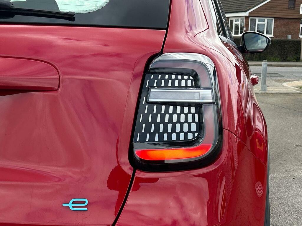 Fiat 600e New Fiat 600E La Prima 54Kwh 154Hp #60