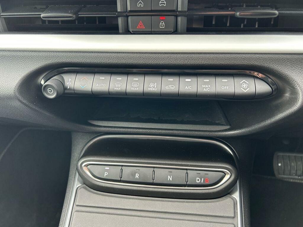 Fiat 600e New Fiat 600E La Prima 54Kwh 154Hp #24