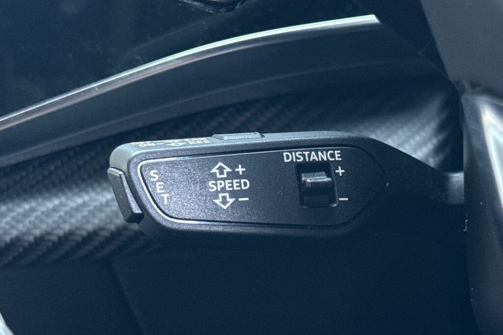 Audi RSQ8 Q8 Black #33