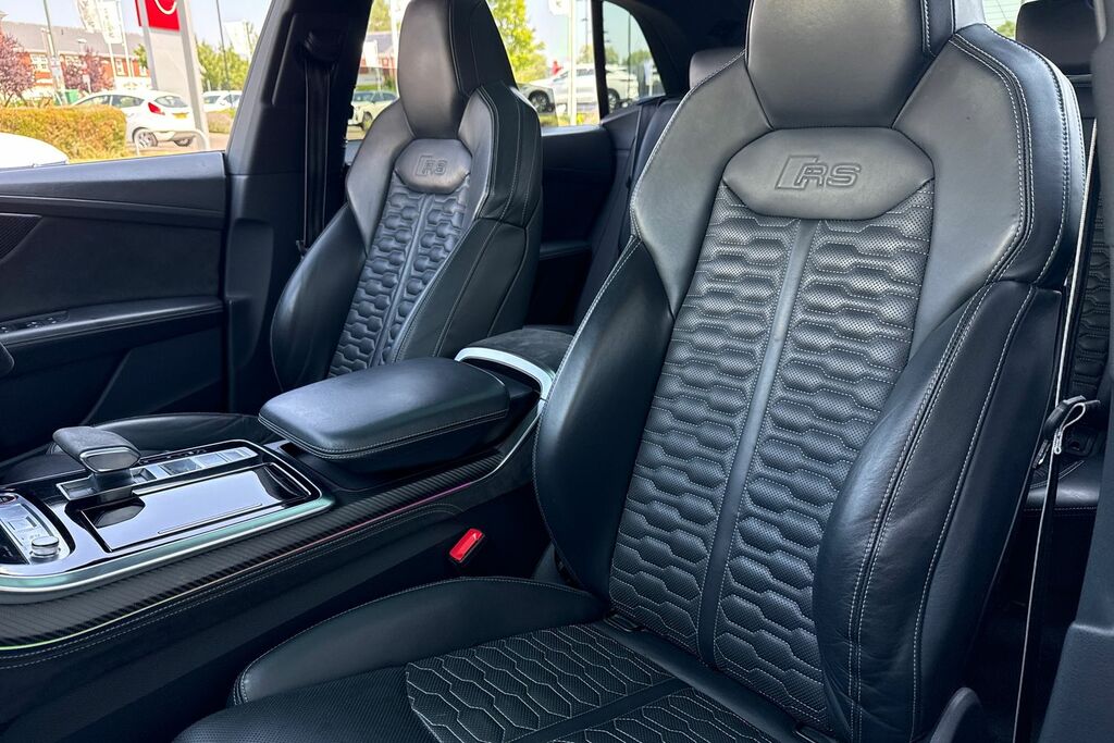 Audi RSQ8 Q8 Black #22
