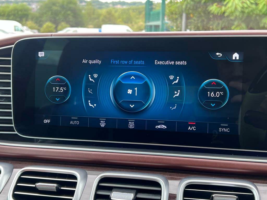 Mercedes-Benz Maybach GLS Class 4.0 Maybach Gls 600 Black #32