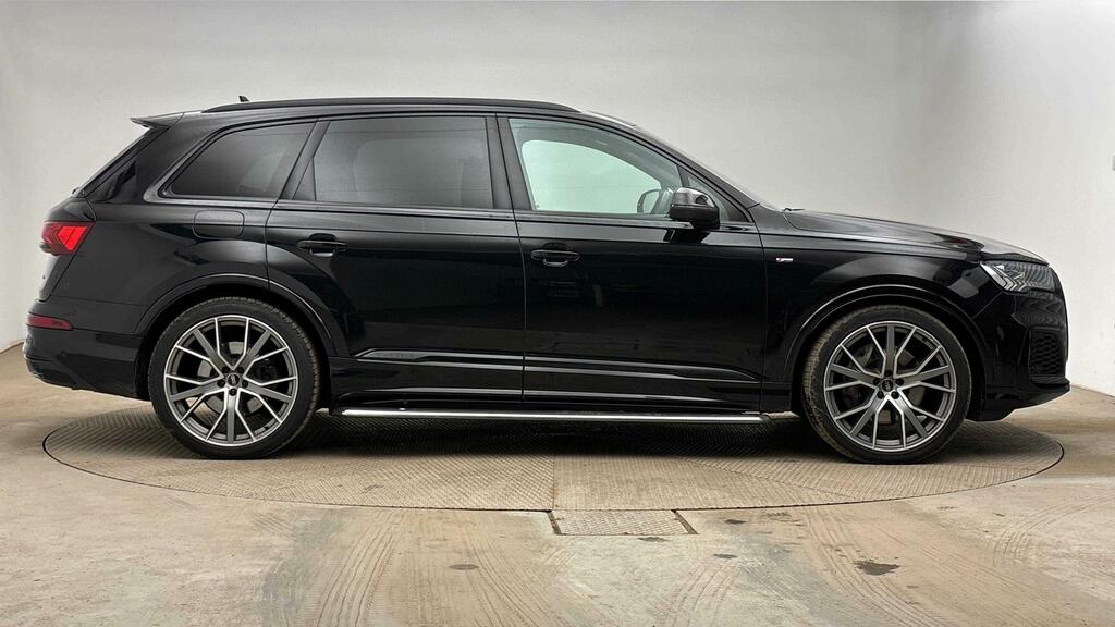 Audi Q7 Automatic Black #4