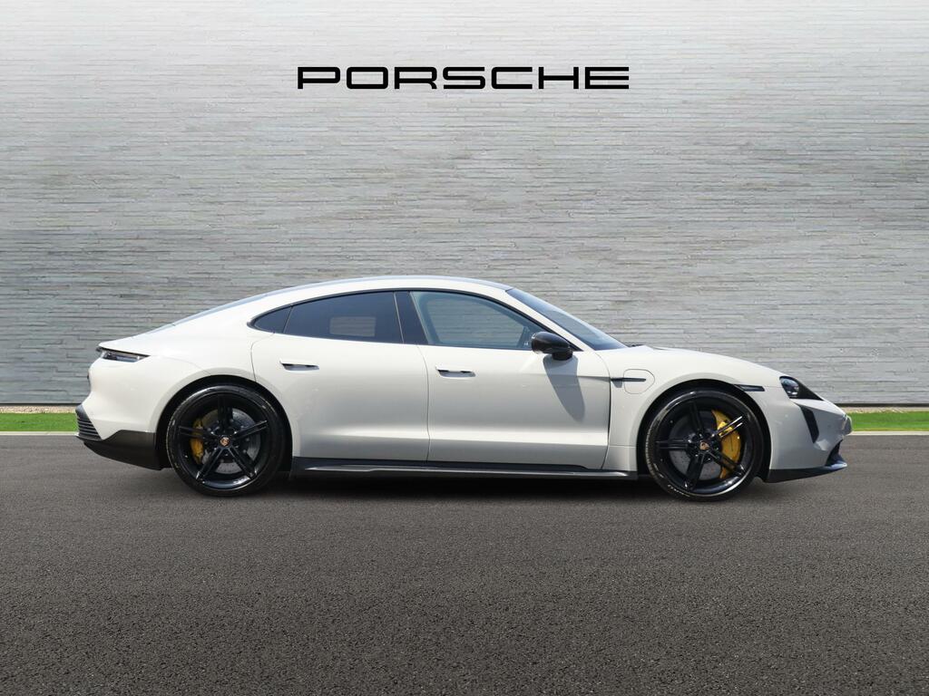 Porsche Taycan 2021 71 Porsche Taycan 4S Cross Turismo 93Kwh Black #3
