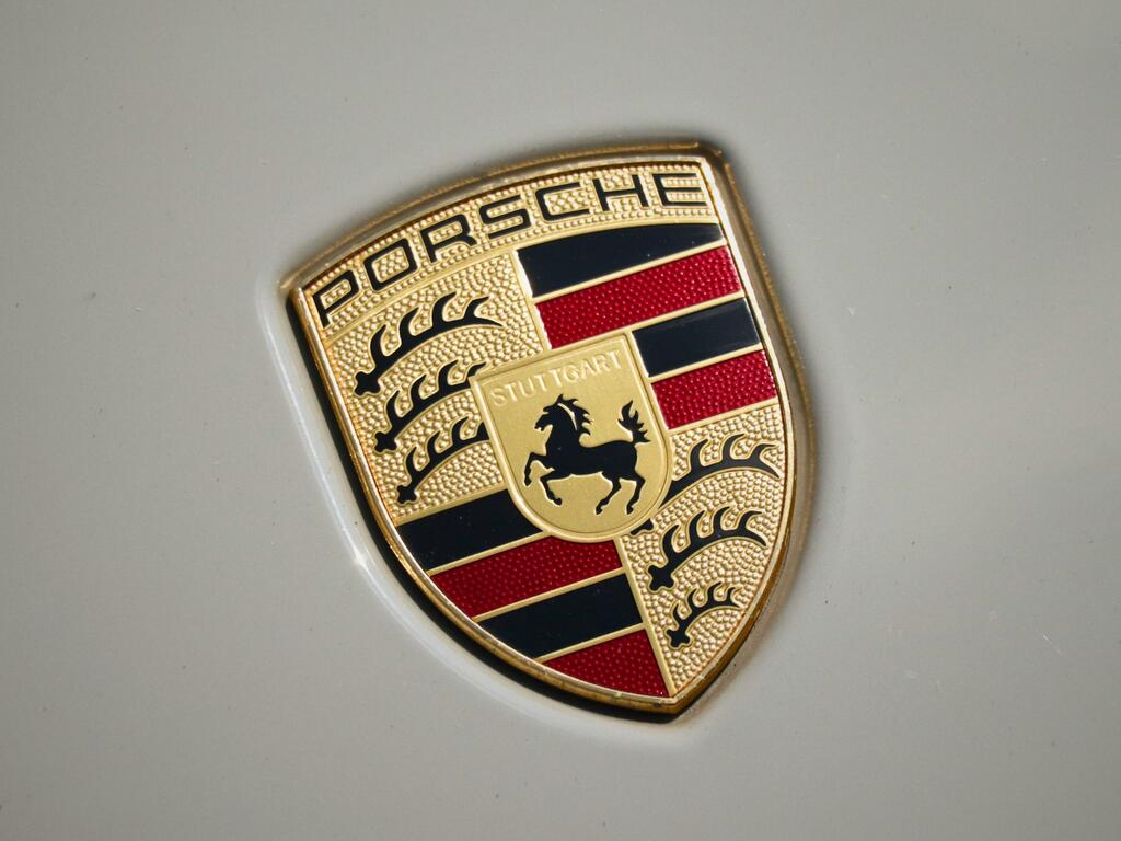 Porsche Taycan 2021 71 Porsche Taycan 4S Cross Turismo 93Kwh Black #13