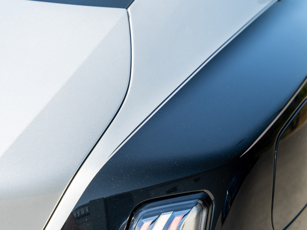 Rolls-Royce Spectre Coupe Black #32