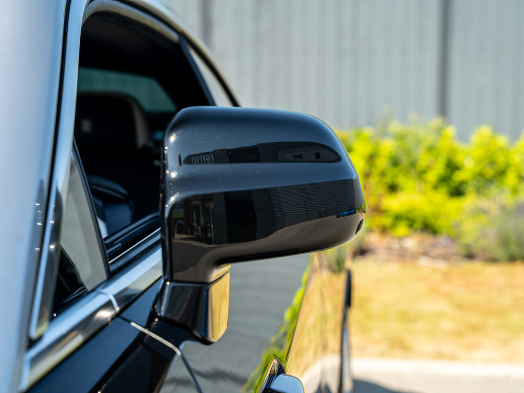 Rolls-Royce Spectre Coupe Black #40