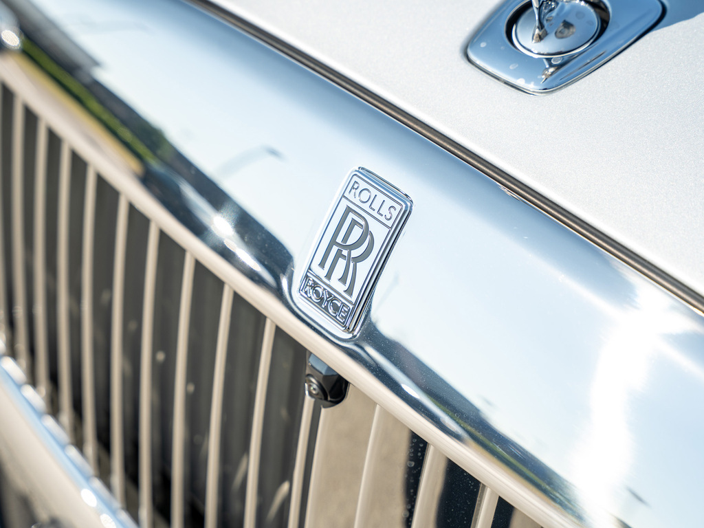 Rolls-Royce Spectre Coupe Black #39