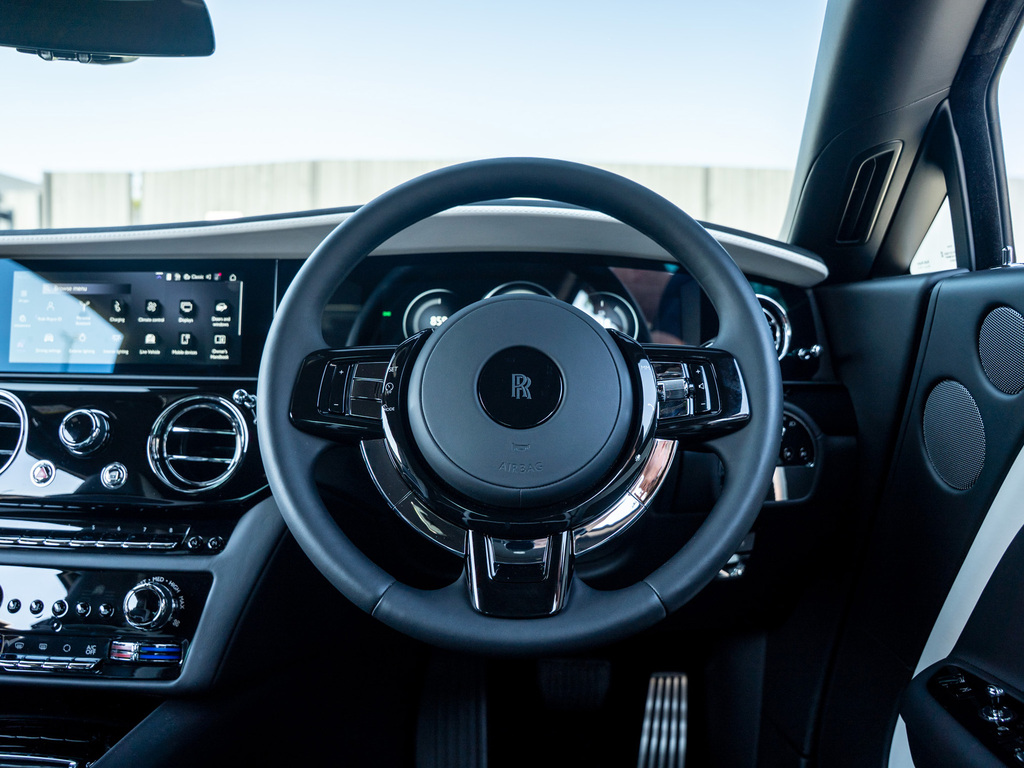 Rolls-Royce Spectre Coupe Black #18