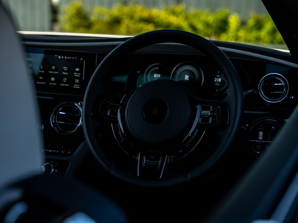 Rolls-Royce Spectre Coupe Black #17