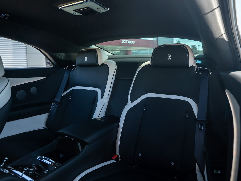 Rolls-Royce Spectre Coupe Black #21