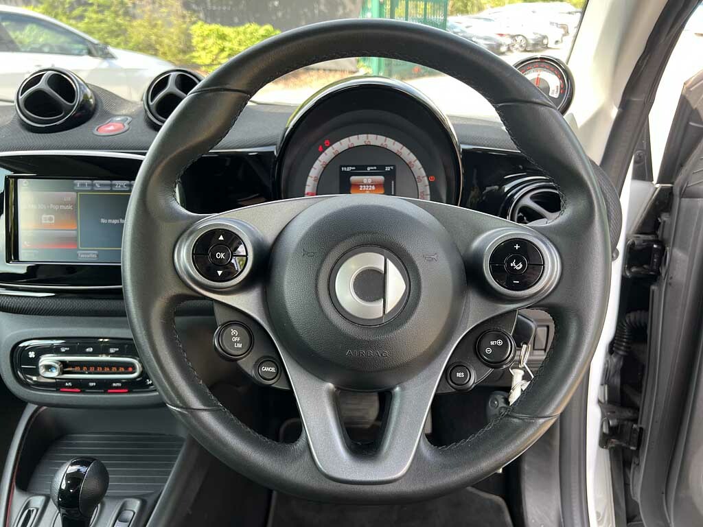 Smart Fortwo Coupe Eq Fortwo Passion Advanced Black #27