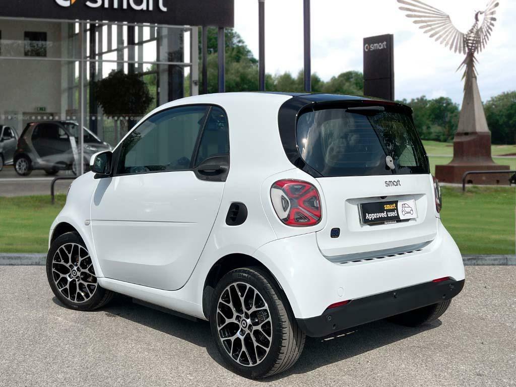 Smart Fortwo Coupe Eq Fortwo Passion Advanced Black #2