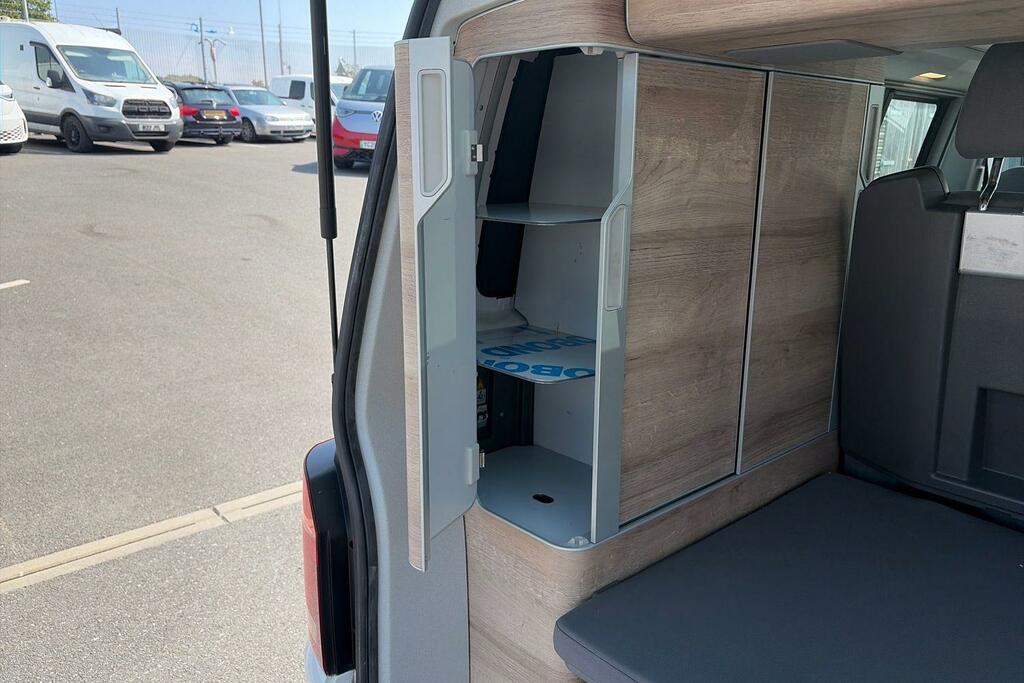 Volkswagen California Brown #24