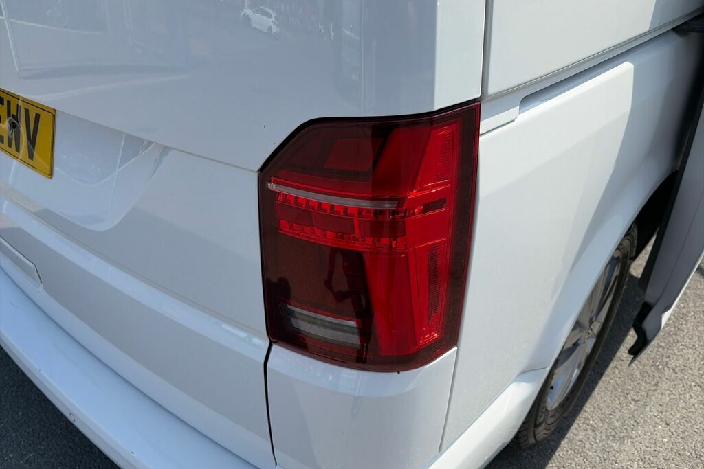 Volkswagen California Brown #18