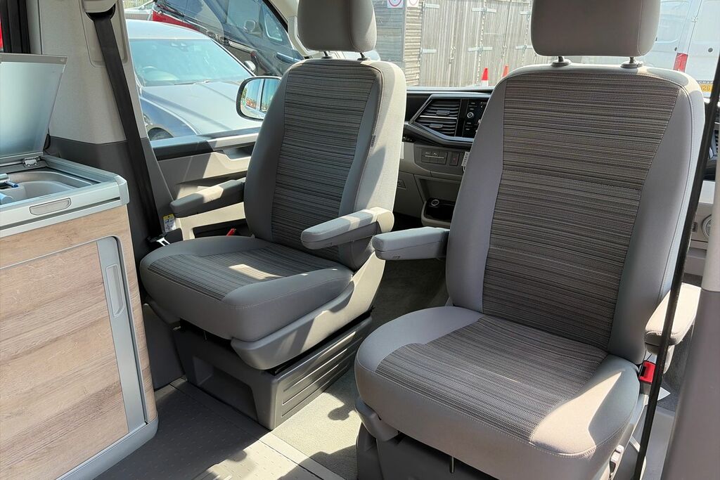 Volkswagen California Brown #32