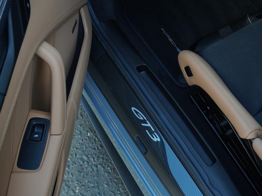 Porsche 911 Automatic Black #35