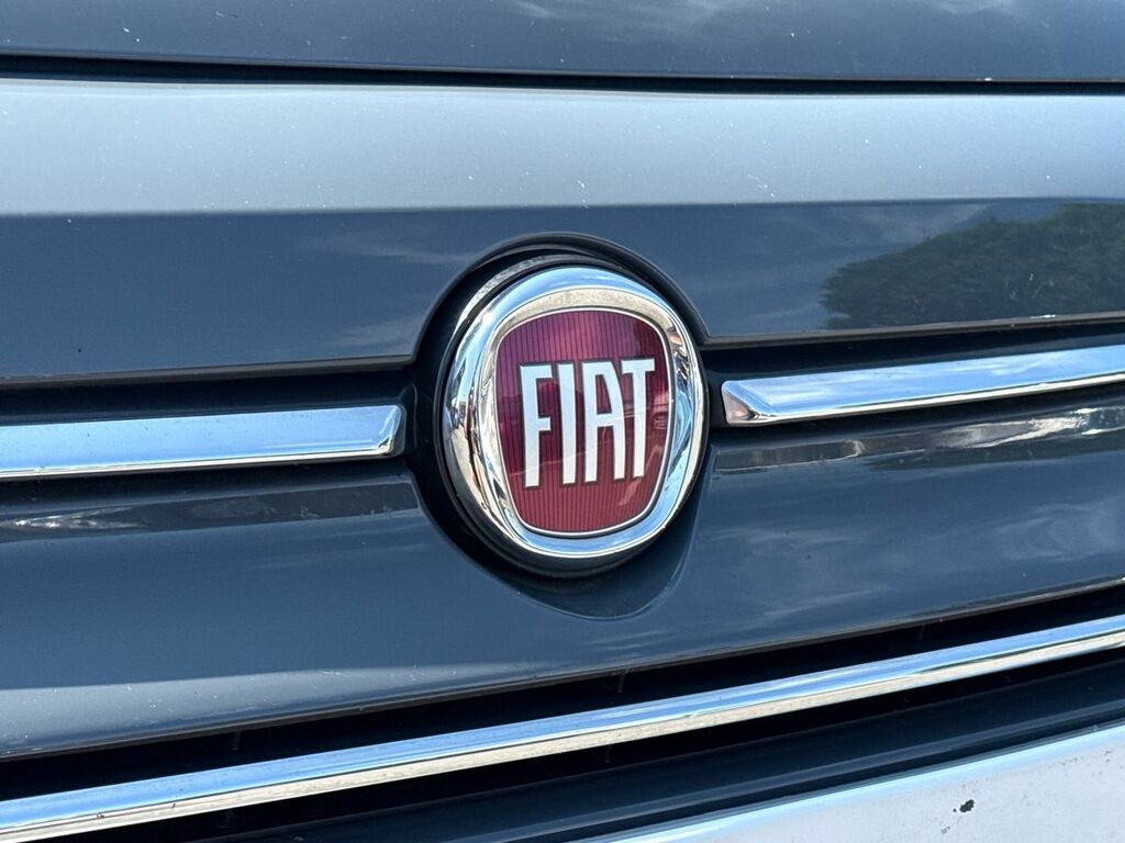 Fiat 500 Hatchback Red #22