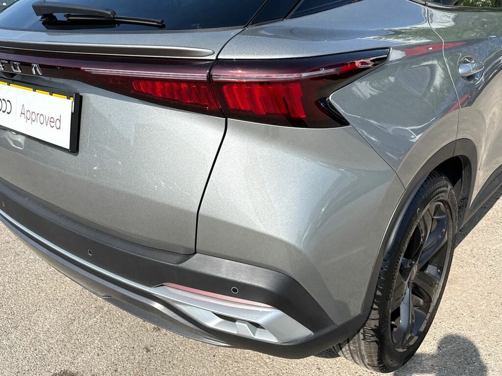 Omoda 5 Petrol Noble Silver #18