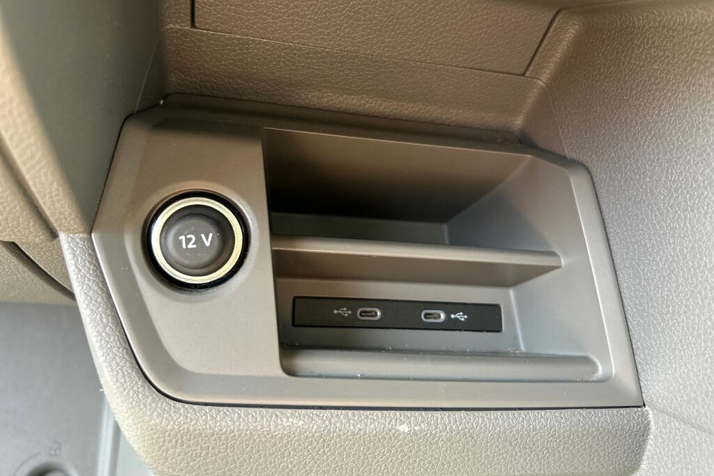 Volkswagen Crafter Startline White #28