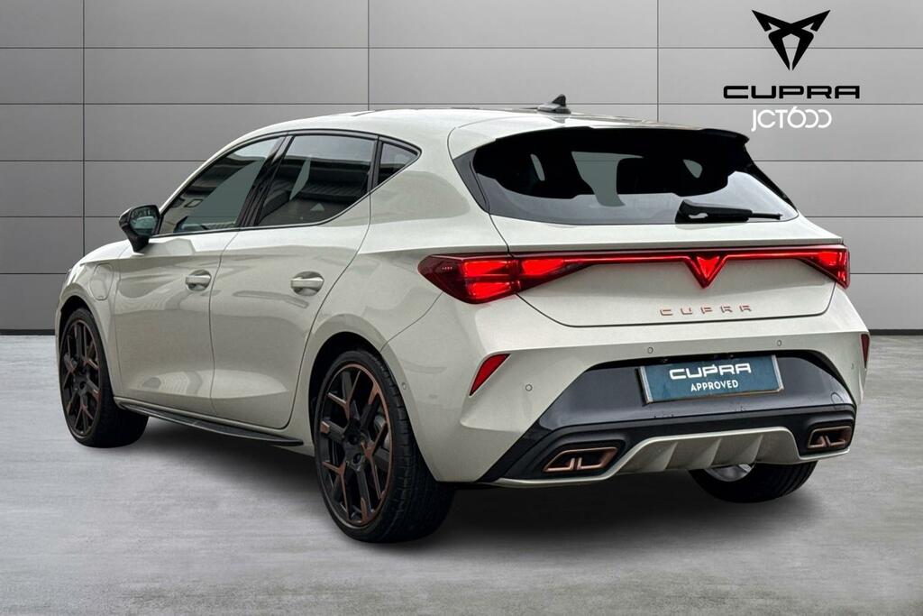 Cupra Leon 1.5 Etsi 150 V3 Dsg Grey #3