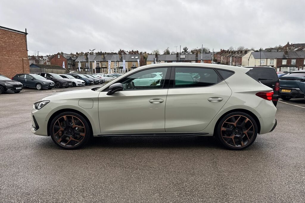 Cupra Leon 1.5 Etsi 150 V3 Dsg Grey #25