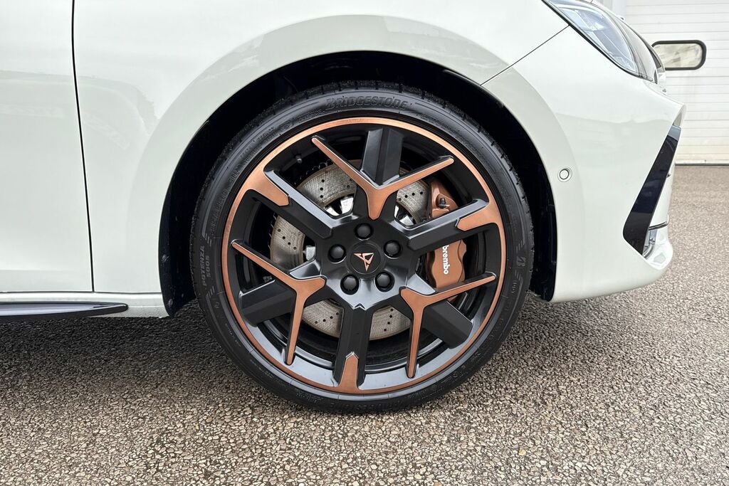 Cupra Leon 1.5 Etsi 150 V3 Dsg Grey #5