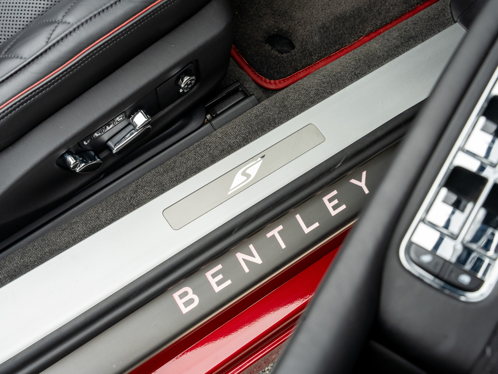Bentley Continental Speed White #32