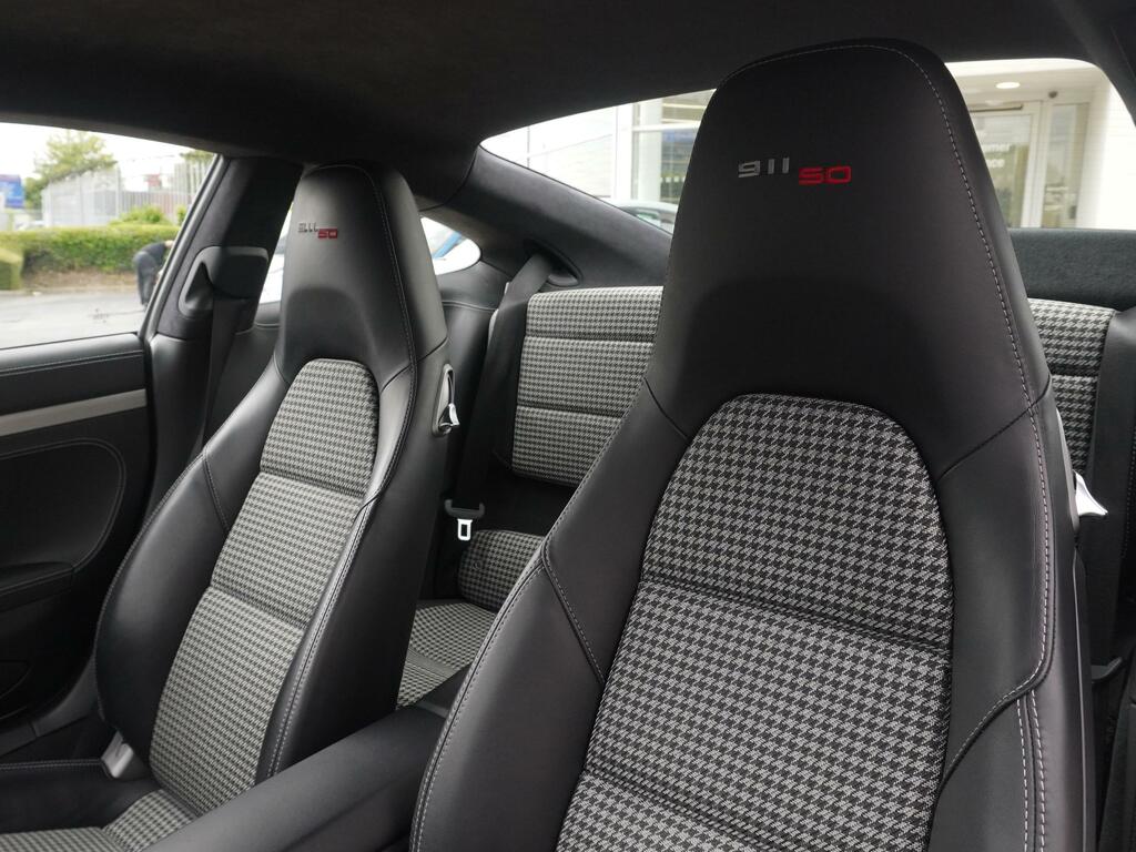 Porsche 911  White #10