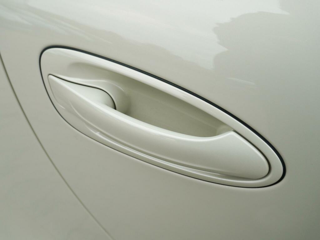 Porsche 911  White #26