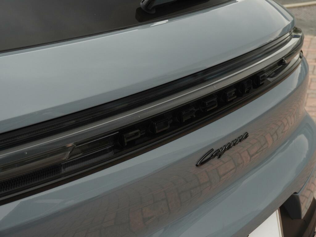 Porsche Cayenne E-hybrid Tiptronic S 5 Seat Blue #25