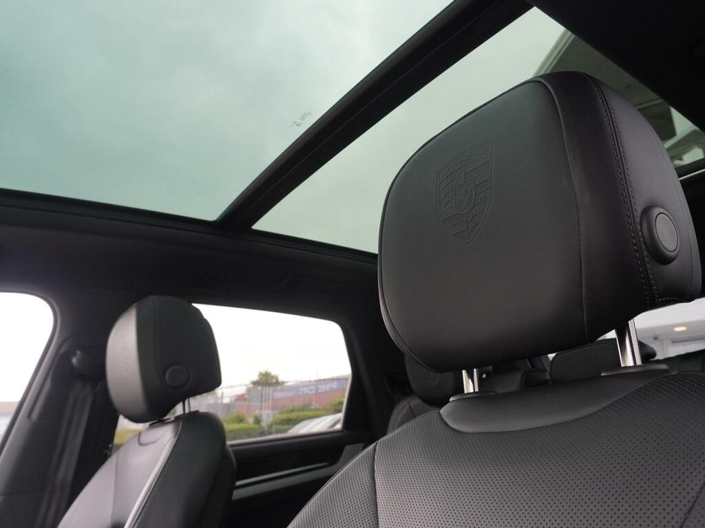 Porsche Cayenne E-hybrid Tiptronic S 5 Seat Blue #20