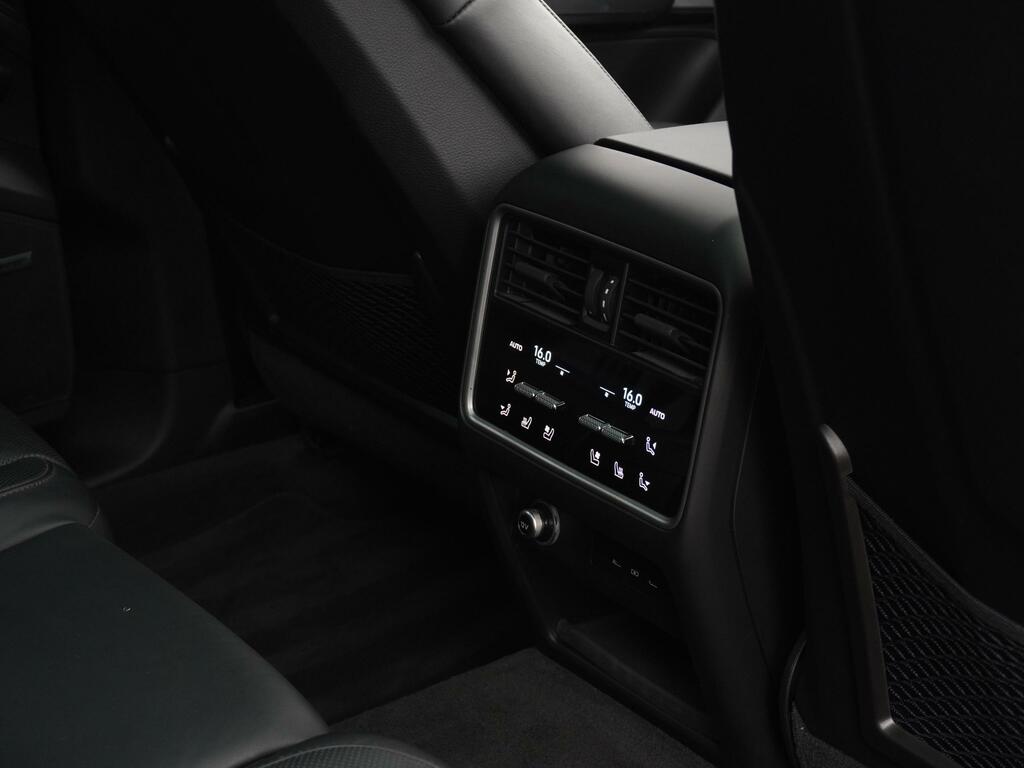 Porsche Cayenne E-hybrid Tiptronic S 5 Seat Blue #13