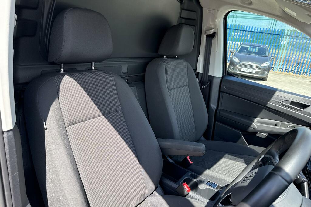 Volkswagen Caddy Caddy 2.0 Tdi 102Ps Commerce Plus Van Tech Pack Blue #38