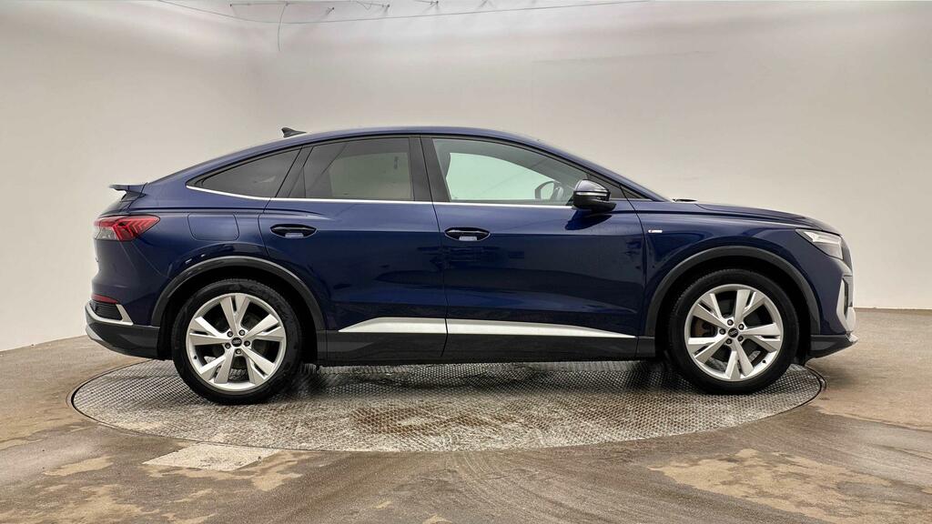 Audi Q4 E Tron Estate White #4