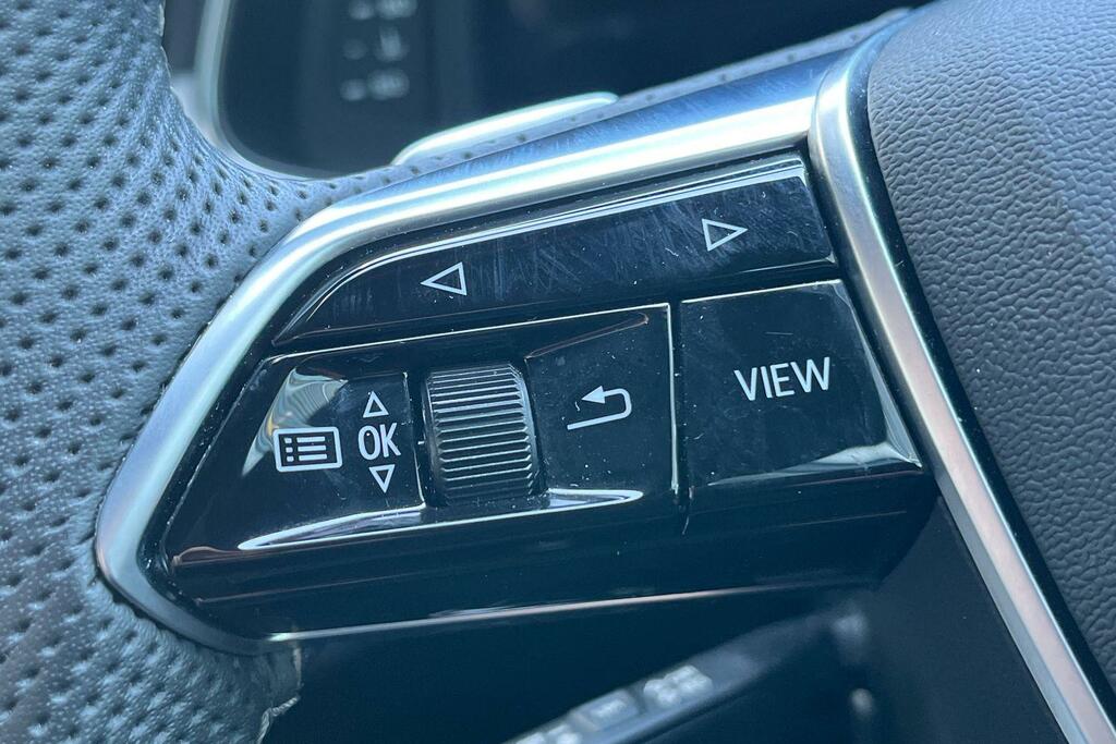 Audi A6 Avant S Line Blue #16