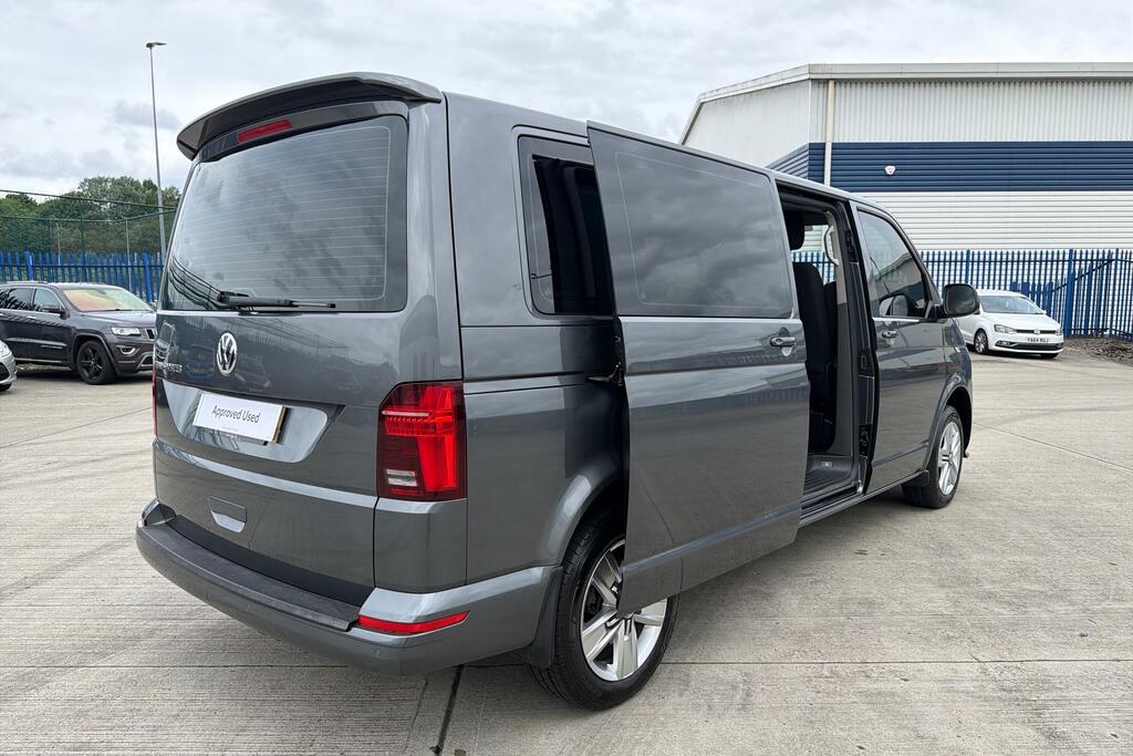 Volkswagen Transporter Shuttle 2L Shuttle Se Tdi Grey #30