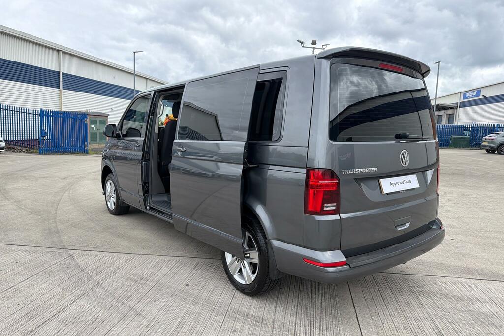Volkswagen Transporter Shuttle 2L Shuttle Se Tdi Grey #32