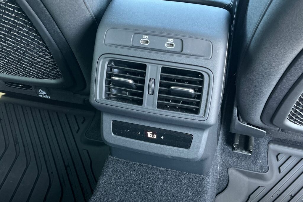 Audi Q5 Sport Black #59