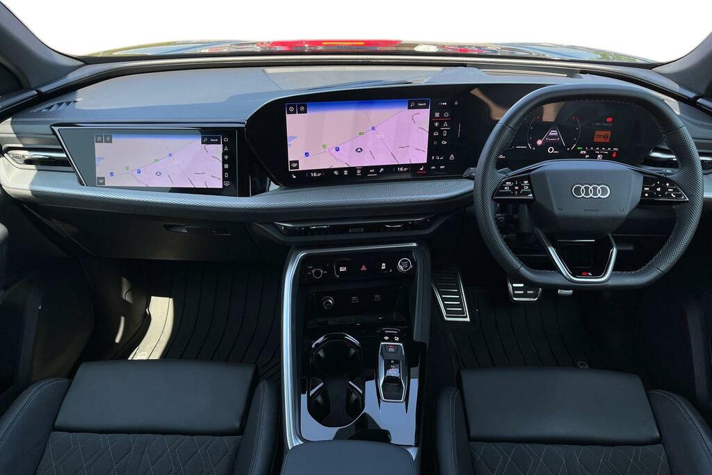 Audi Q5 Sport Black #10