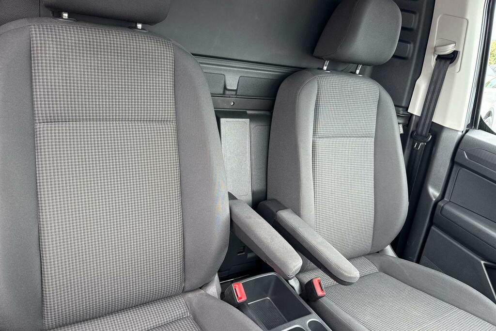 Volkswagen Caddy 2.0 Tdi 122Ps Commerce Pro Van Dsg #47
