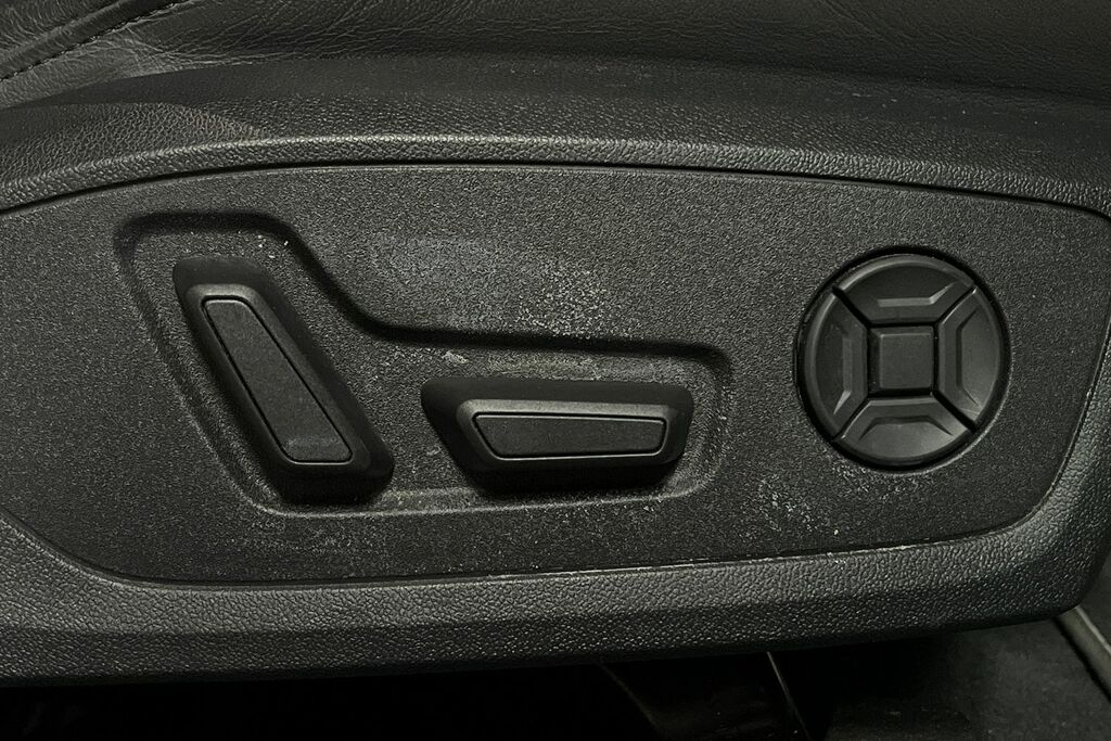 Audi A6 Saloon 2L Sport Black #25