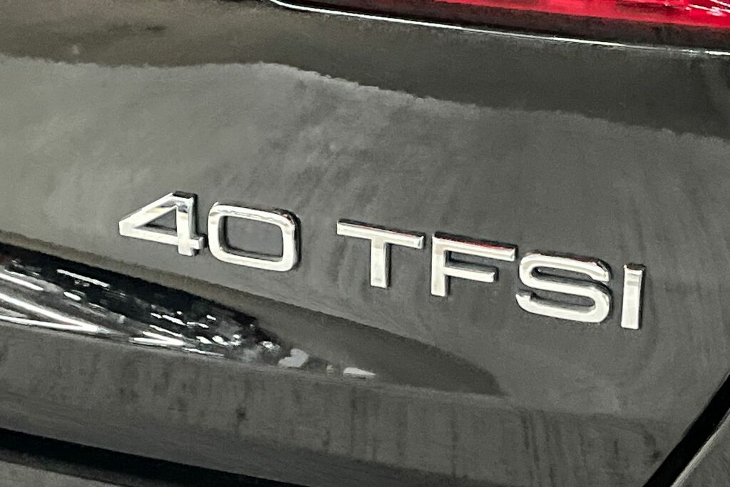 Audi A6 Saloon 2L Sport Black #36