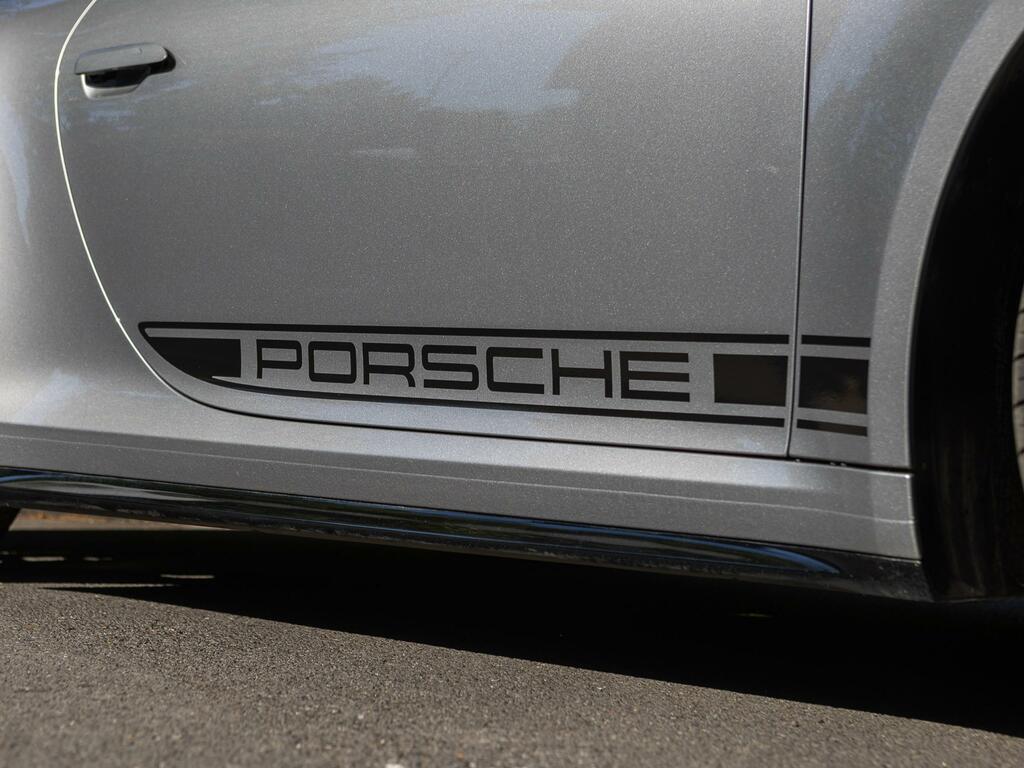 Porsche 911 911 Gt3 Black #29