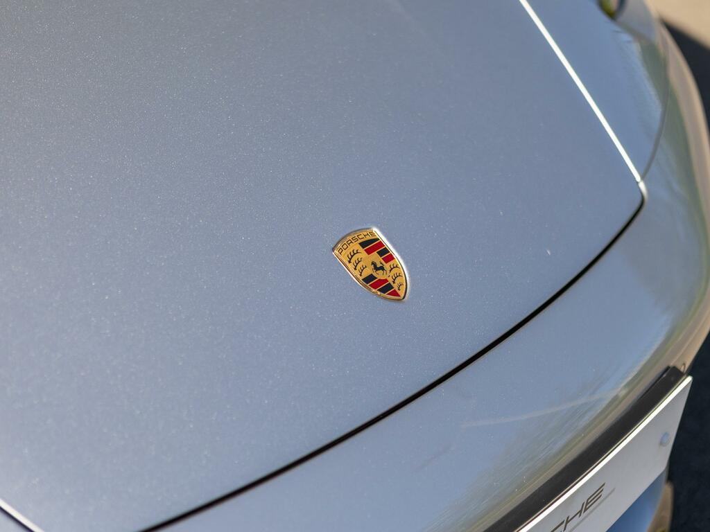 Porsche 911 911 Gt3 Black #32