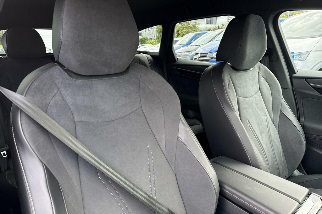 Volkswagen ID.7 Pro Match Plus 77Kwh Pro 286Ps 1-Speed 5 Grey #29