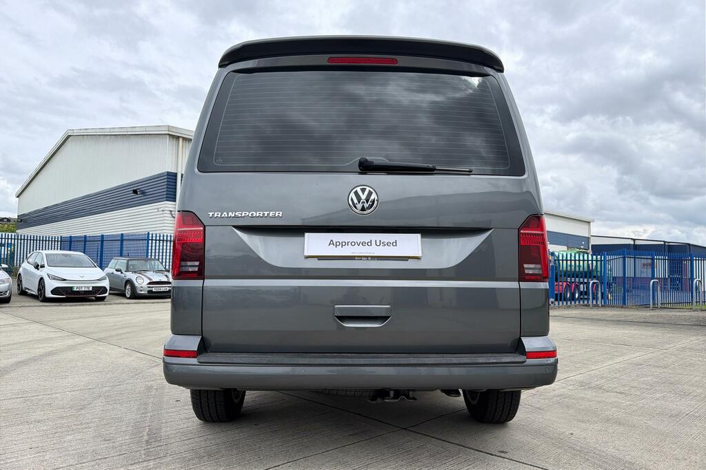 Volkswagen Transporter Shuttle 2.0 Tdi 110Ps S Minibus Red #26