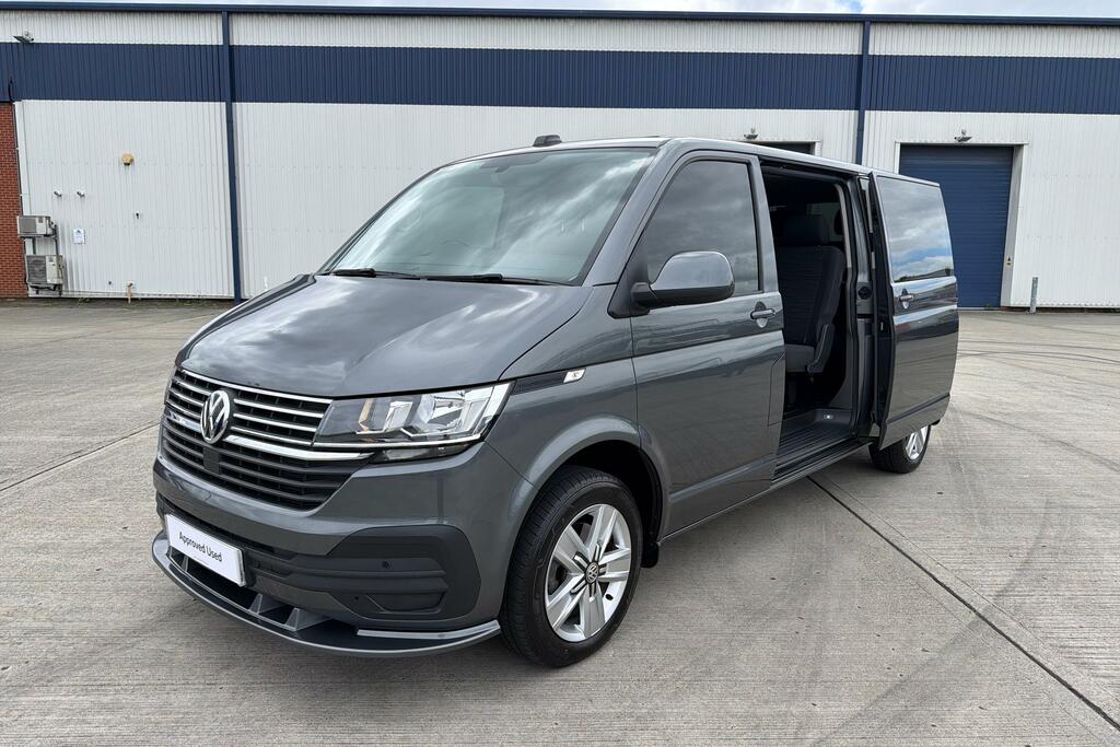Volkswagen Transporter Shuttle 2.0 Tdi 110Ps S Minibus Red #33