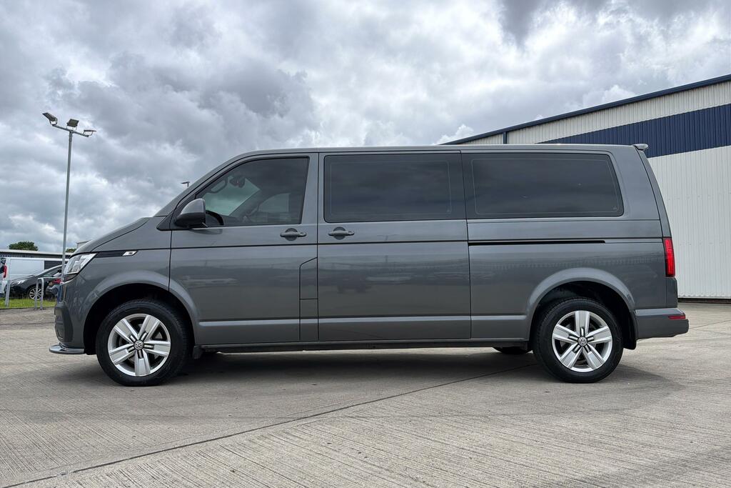 Volkswagen Transporter Shuttle 2.0 Tdi 110Ps S Minibus Red #24