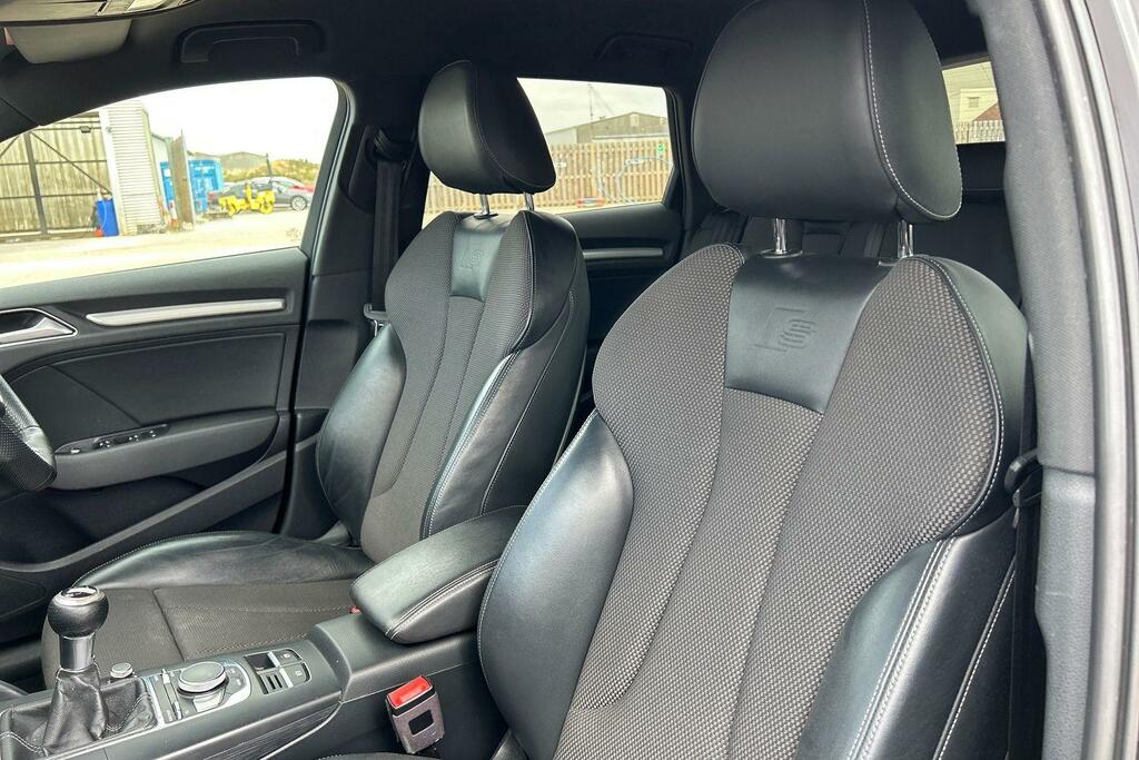 Audi A3 Black Edition 30 Tfsi 116 Ps 6-Speed White #33